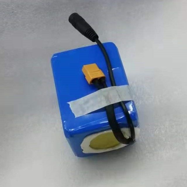 12 Volt 10ah μπαταρία λιθίου 18650 3κύτταρα σε σειρά με βύσμα εκφόρτισης XT60