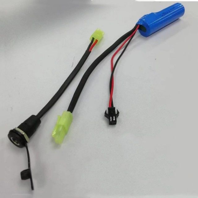 Μπαταρία αντλίας νερού SM-2P 18650 1s 3,7v 2000mAh με βύσμα φόρτισης DC5521