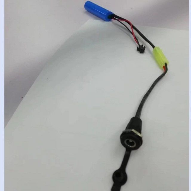 Μπαταρία αντλίας νερού SM-2P 18650 1s 3,7v 2000mAh με βύσμα φόρτισης DC5521