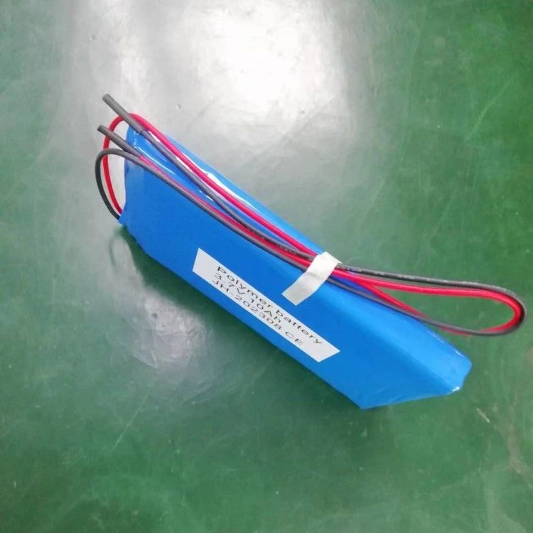 3.7V 10Ah Πολυμερή μπαταρία 37Wh 5A Δυνατότητα 6767100-1C 1S2P Για συσκευή παρακολούθησης