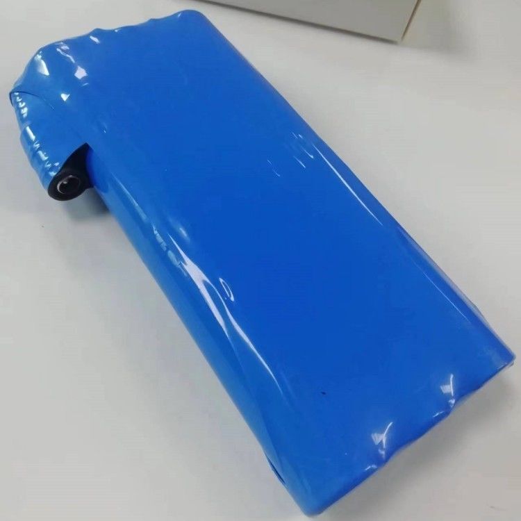 3S2P 21700 μπαταρία 11.1V 10000mAh δύο στρώματα με συνδετήρα βαρέλι χωρίς καλώδιο να βγει