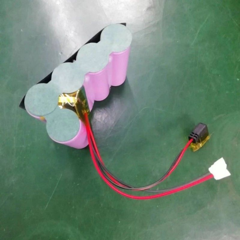 Προσαρμοσμένη 3500mah 1S5P 18650 μπαταρία 3.7V 17.5Ah με πρίζα USB-C για συσκευή παρακολούθησης