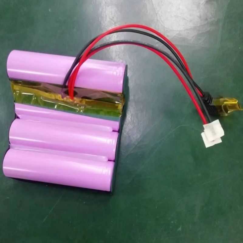 Προσαρμοσμένη 3500mah 1S5P 18650 μπαταρία 3.7V 17.5Ah με πρίζα USB-C για συσκευή παρακολούθησης