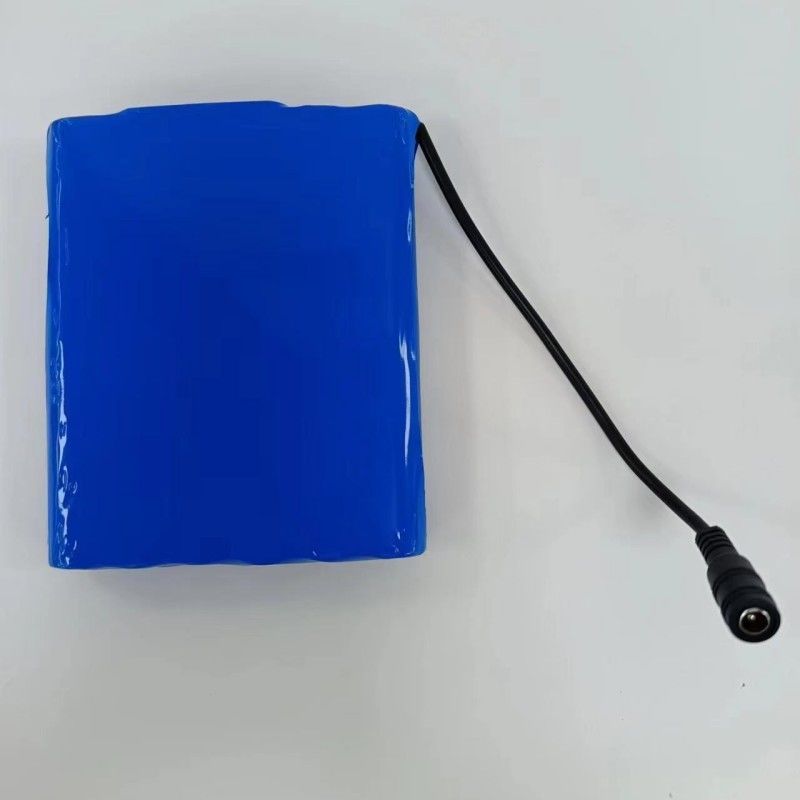 Σλιμ 18650 μπαταρίες 6S2P 22.2V 5Ah με DC 5.5x2.1mm συνδετήρα BMS επάνω